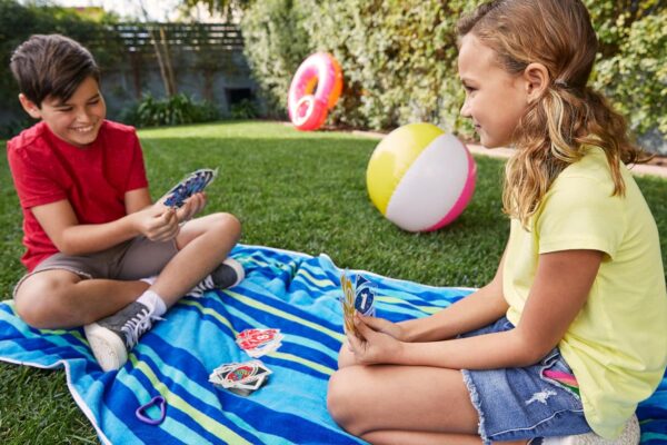 Mattel Games ​UNO Splash Card Game for Outdoor Camping, Travel & Family Nights with Water-Resistent Plastic Cards - Image 3